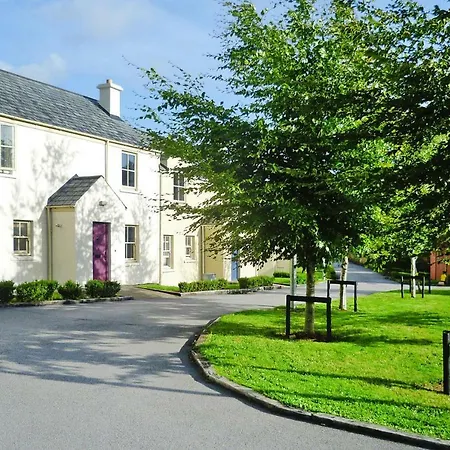 Terraced Houses Bunratty Eir02105 Iyd